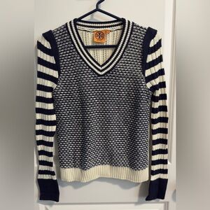 Tory Burch Blue and White V Neck Sweater Size Small.